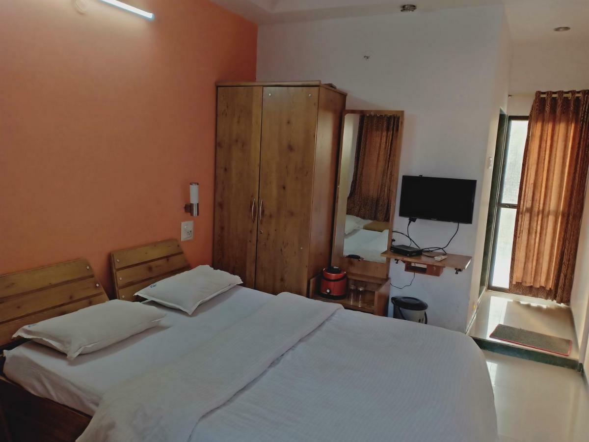 Hotel Royale Heritage Nashik Exterior photo